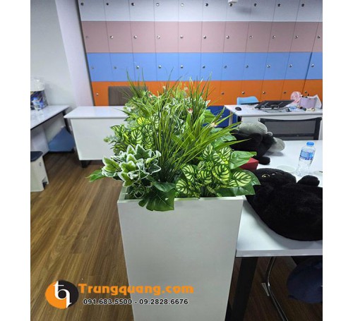Cây Giả Decor Văn Phòng: Giải Pháp Trang Trí Hiện Đại, Tăng Tương Tác Không Gian & Tiết Kiệm Chi Phí Tối Đa